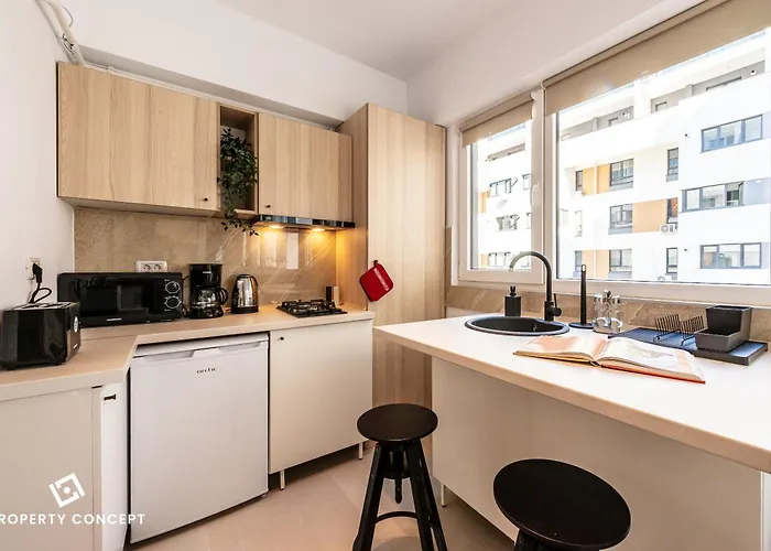 Apartment 811 B3 *